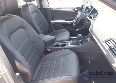 2021 Volkswagen Jetta 1.4T R-Line/1.4T S/1.4T Se из США, поврежденный, VIN 3VWC57BU9MM090465